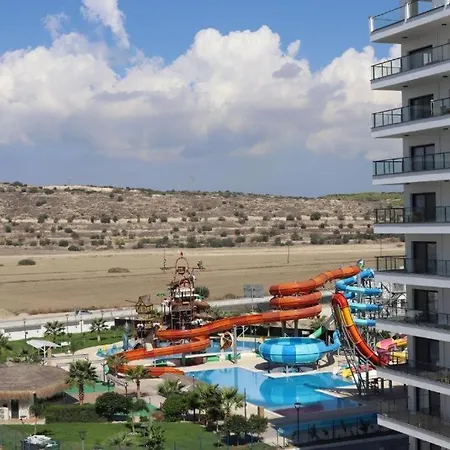 студия 40 терра Caesar Blue Large With Sea View And Aquapark