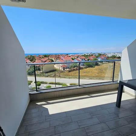студия 40 терра Caesar Blue Large With Sea View And Aquapark Gastria